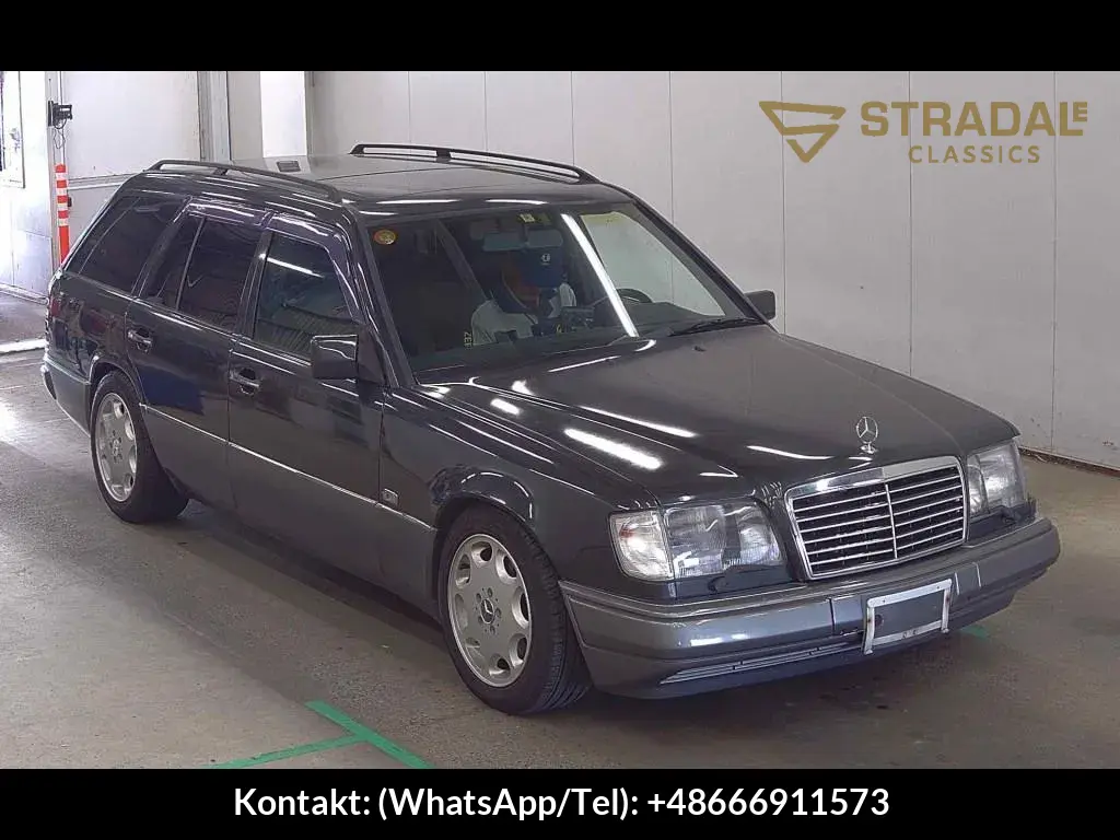 MERCEDES BENZ E-CLASS STATIONWAGON E320 STATIONWAGON