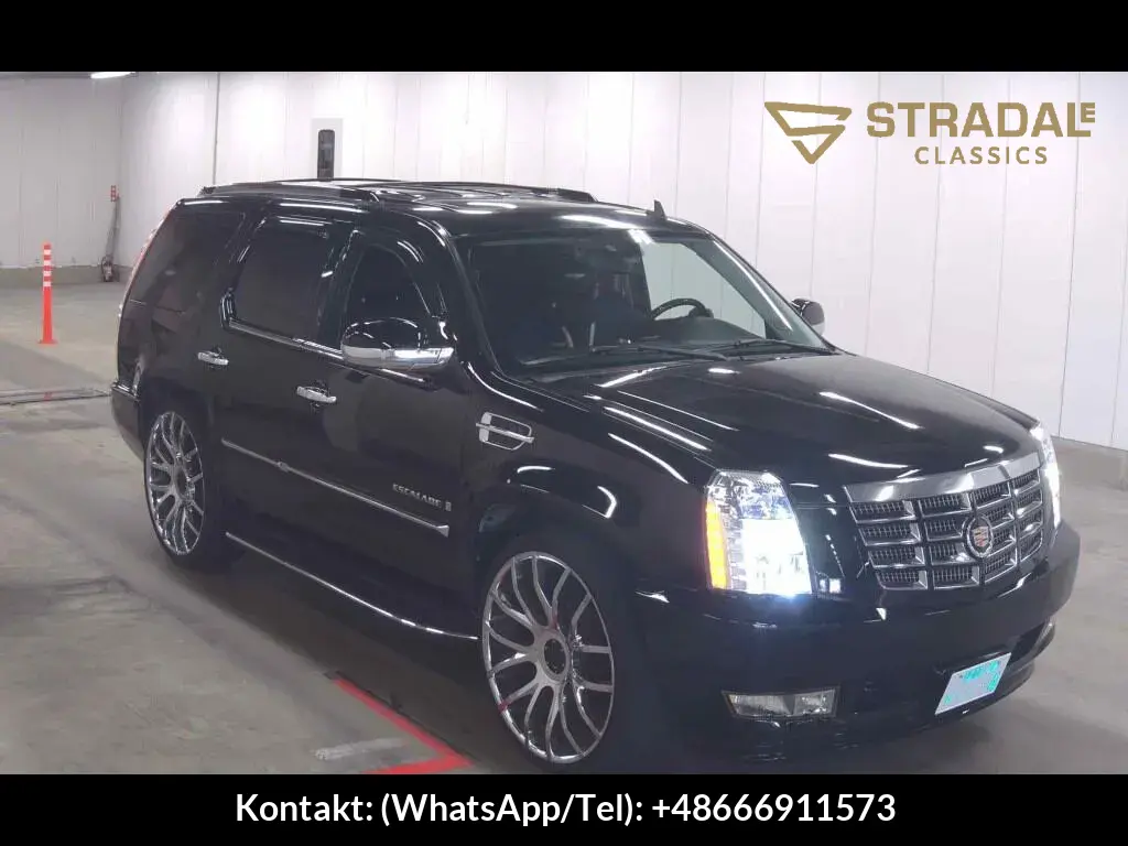 CADILLAC ESCALADE BASE GRADE