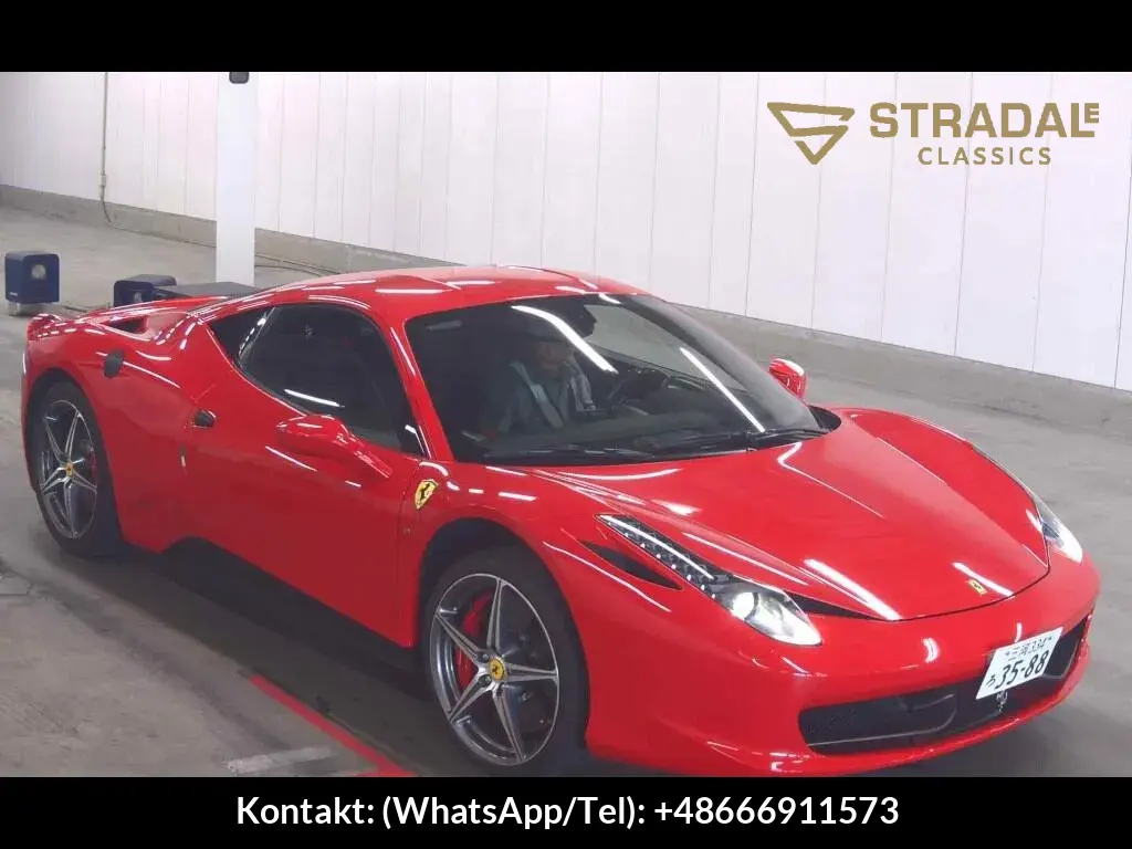 FERRARI 458 ITALIA