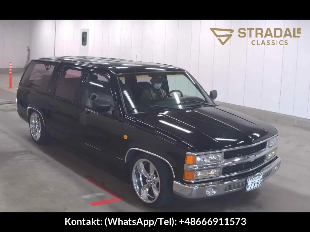 CHEVROLET SUBURBAN