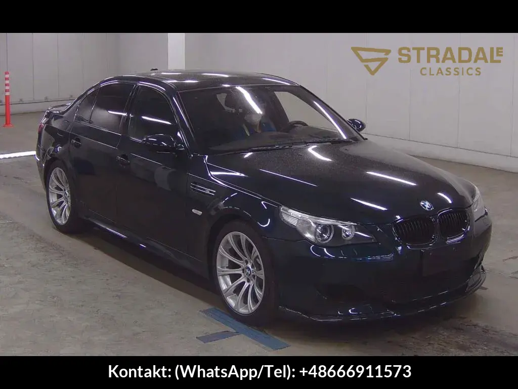 BMW M5 4D M5
