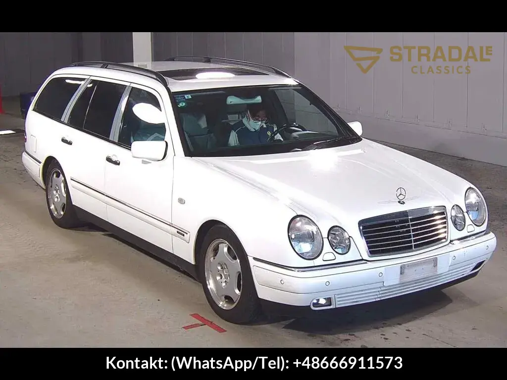 MERCEDES BENZ E-CLASS STATIONWAGON E320 STATIONWAGON AVANTGARDE