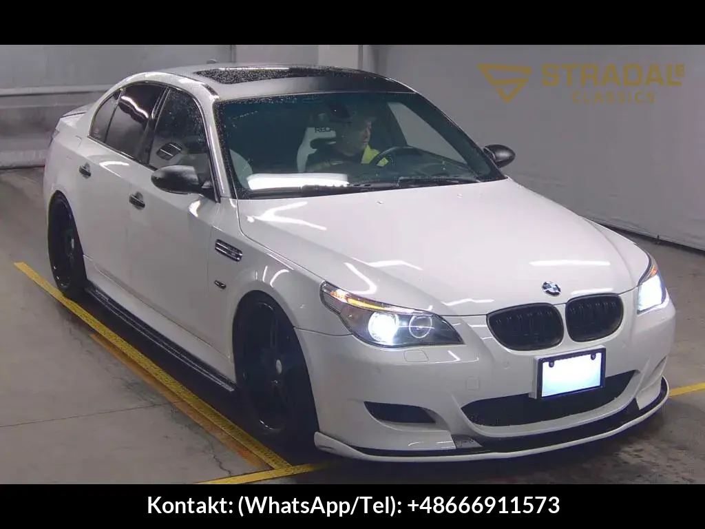 BMW M5 4D M5