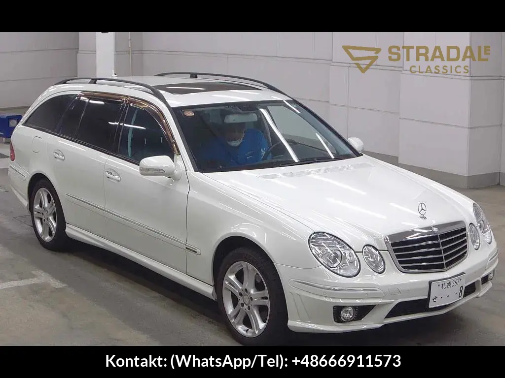 MERCEDES BENZ E-CLASS STATIONWAGON 4WD E350 4MATIC STATIONWAGON AVANTGARDE
