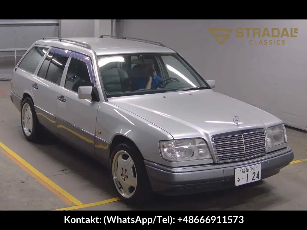 MERCEDES BENZ E-CLASS STATIONWAGON E320 STATIONWAGON