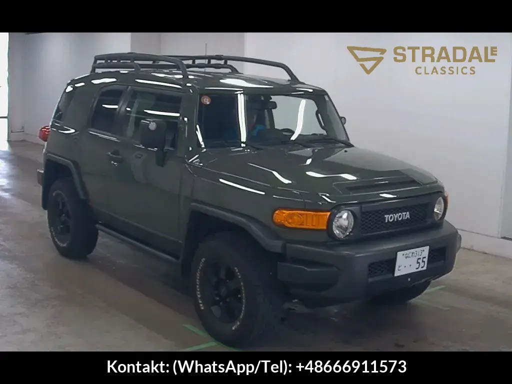 AMERICA TOYOTA FJ CRUISER 4WD