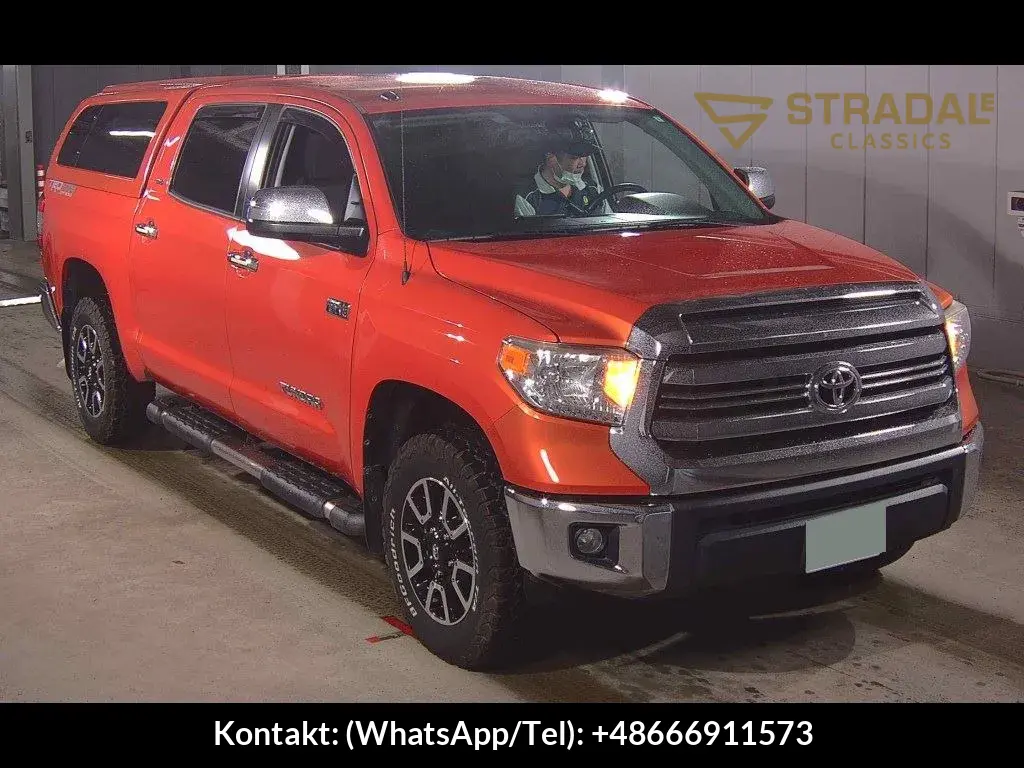 AMERICA TOYOTA TUNDRA 4D 4WD CREWMAX SR5