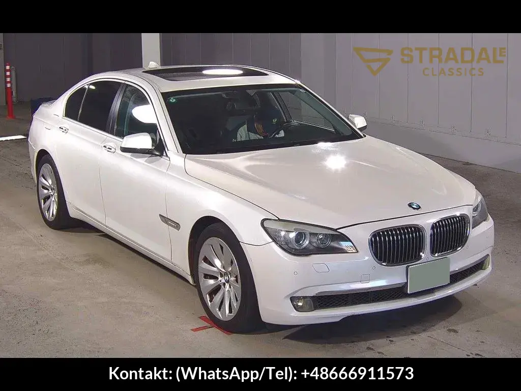 BMW 7 SERIES 740I