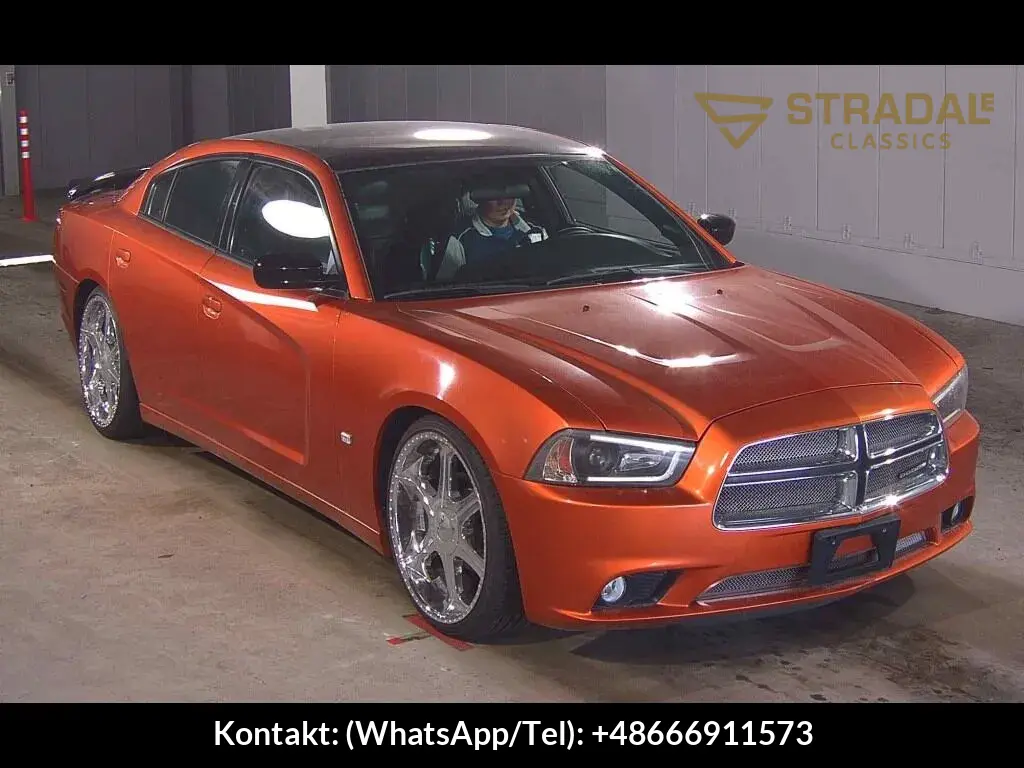 DODGE CHARGER 4D